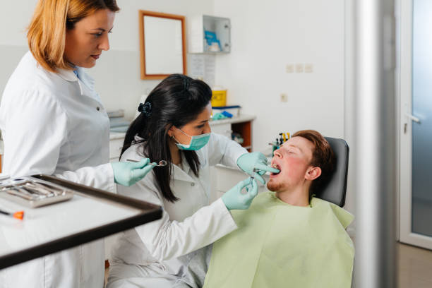 Best Emergency Dentist for Knocked-Out Tooth in Cuba, MO